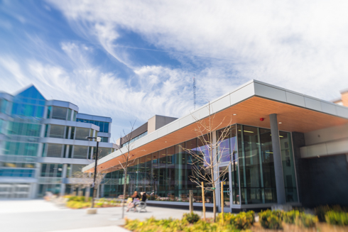 Photo of Humber Learning Resource Commons exterior sitting area